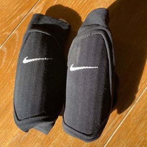 Shin guard socks